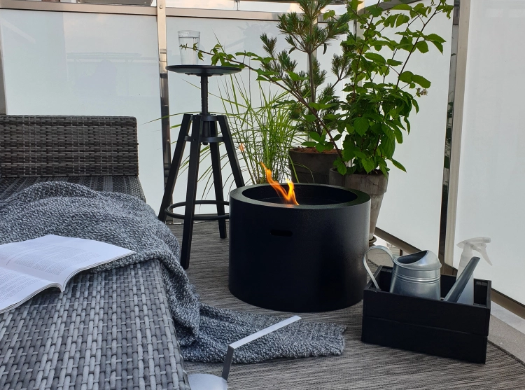 Biofireplace freestanding Moon black matte