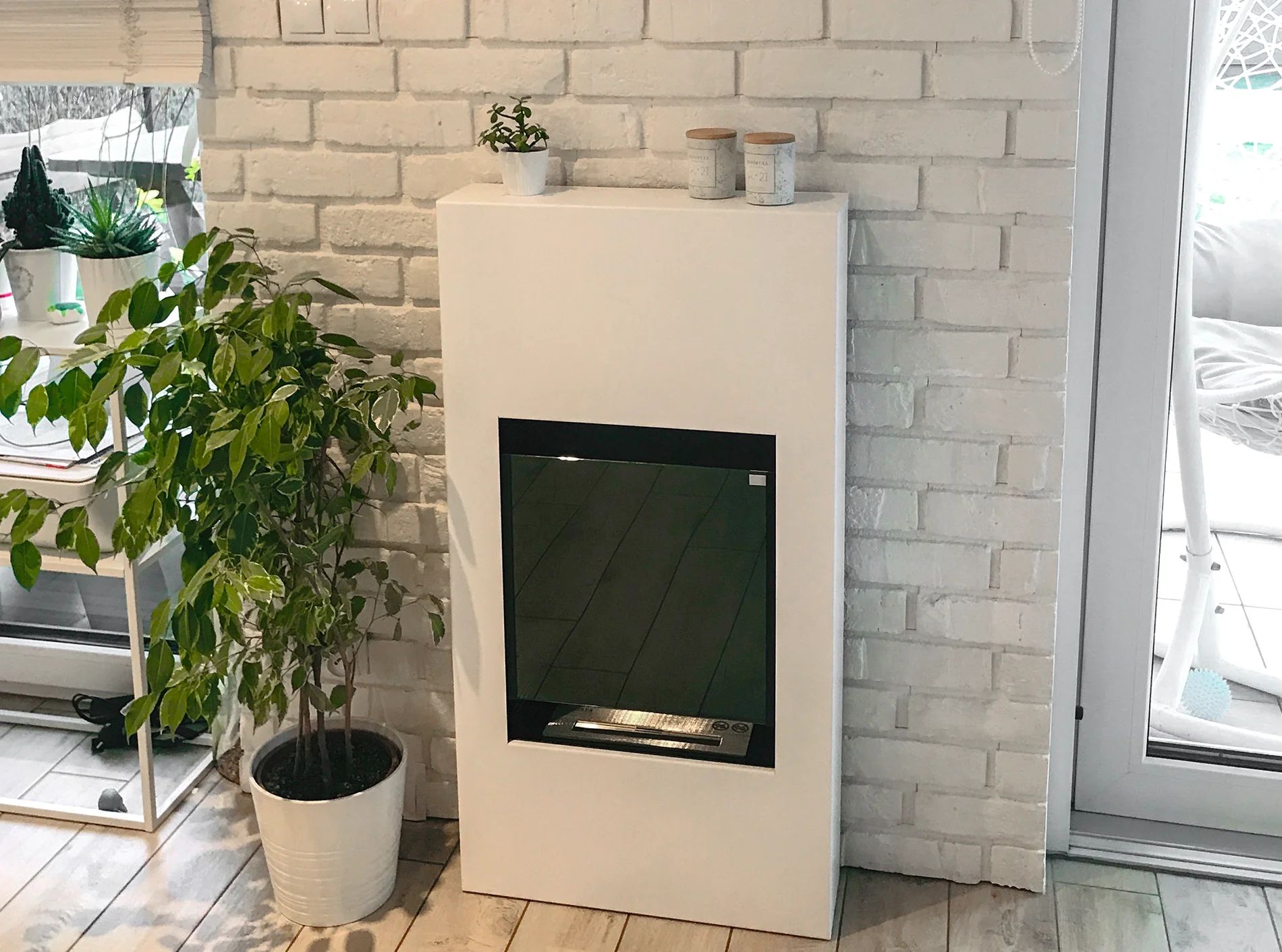 Portal Bio Fireplace Modern Matte White with Glass